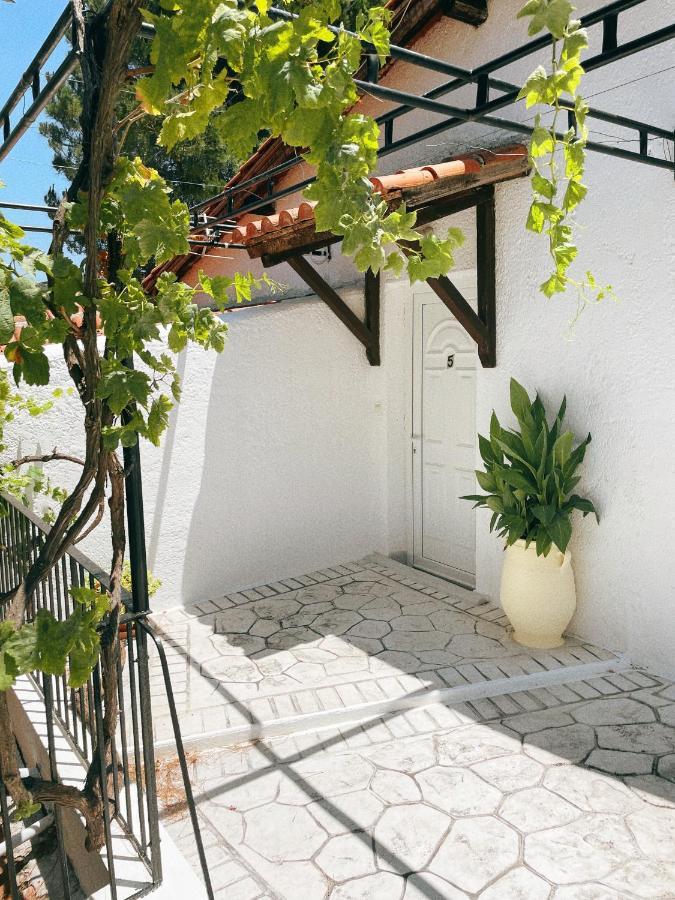Villa Elpiniki 特劳洛斯 外观 照片