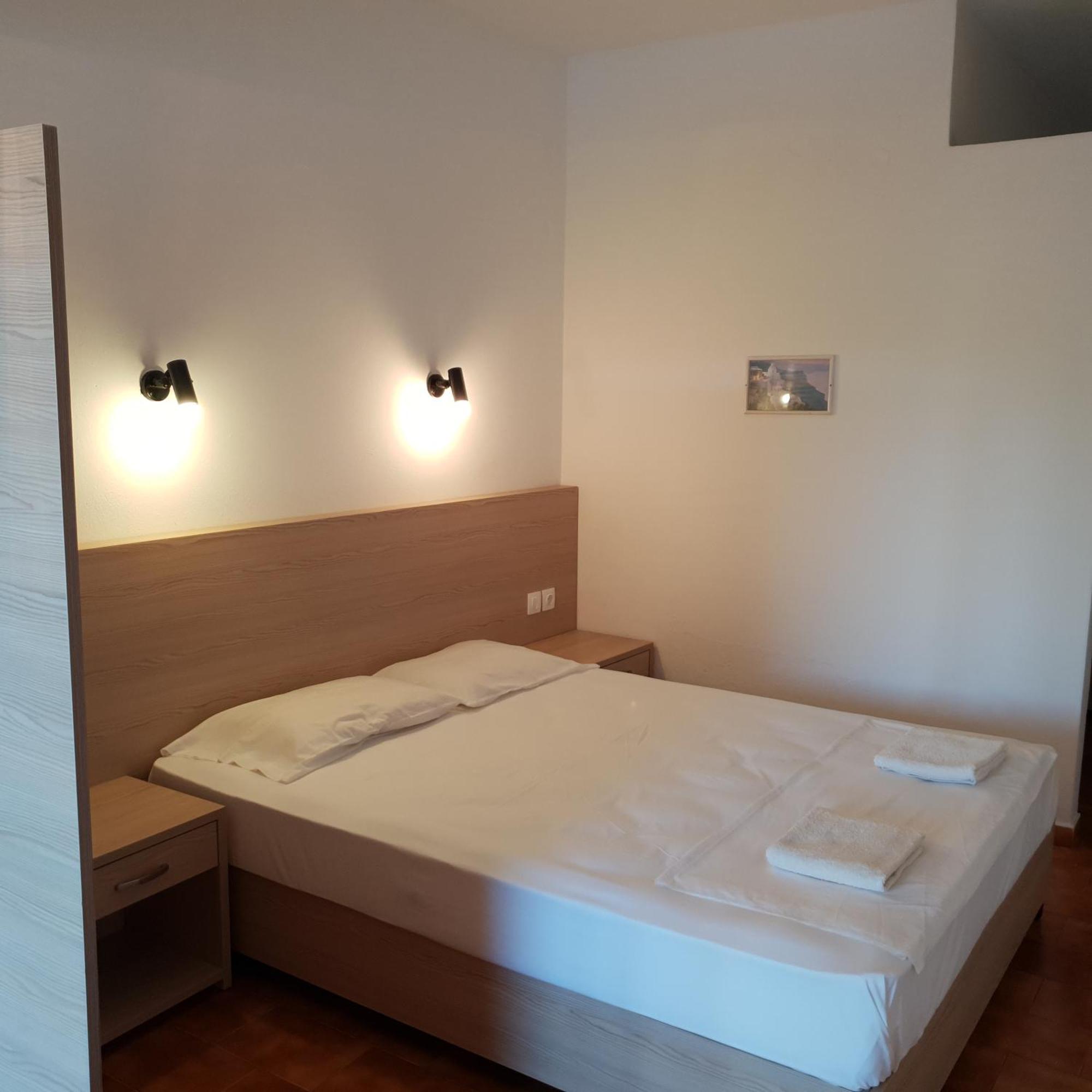 Villa Elpiniki 特劳洛斯 外观 照片